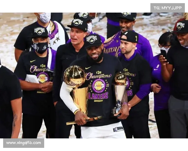 NBA最新动态 詹姆斯伤情更新 杜兰特复出首战表现亮眼 新赛季热队引关注 NBA最新动态 詹姆斯伤情更新 杜兰特复出首战表现亮眼 新赛季热队引关注
